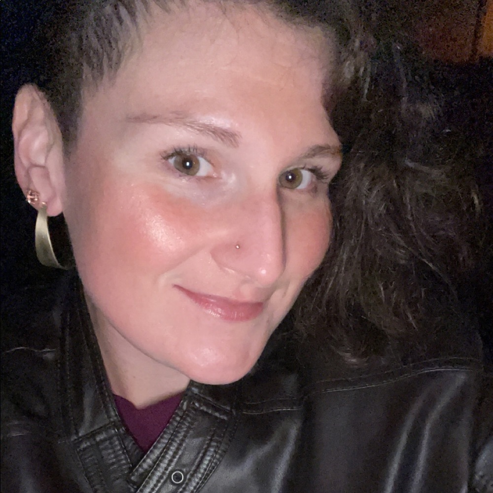 Meet your Posher, Amanda
